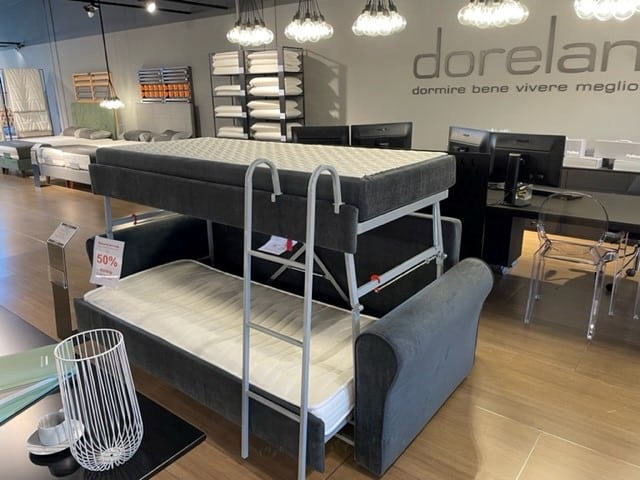 Showroom sale: sofabed showmodel - Dorelan
